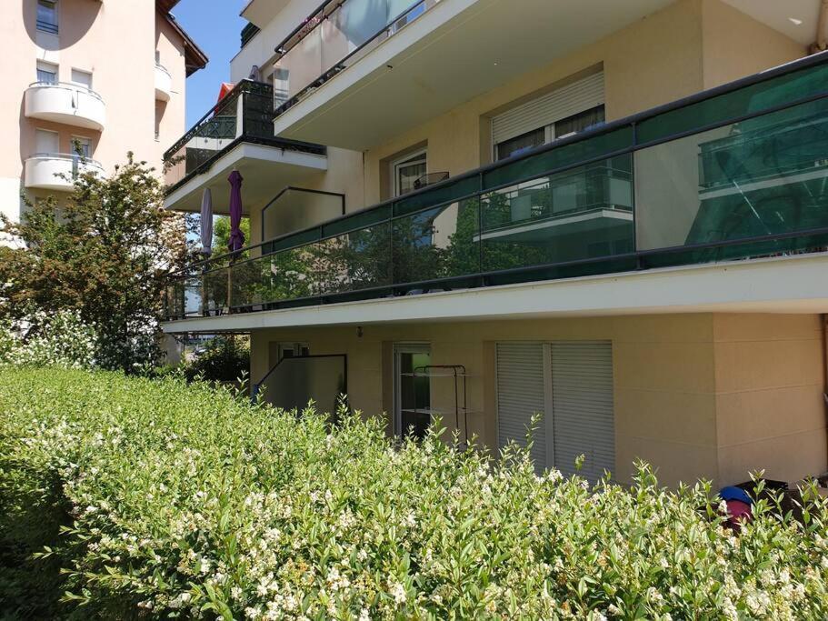 Ferienwohnung 62 M2 Rez De Jardin, Terrasse , 6 Lits Et Parking Annecy Exterior foto
